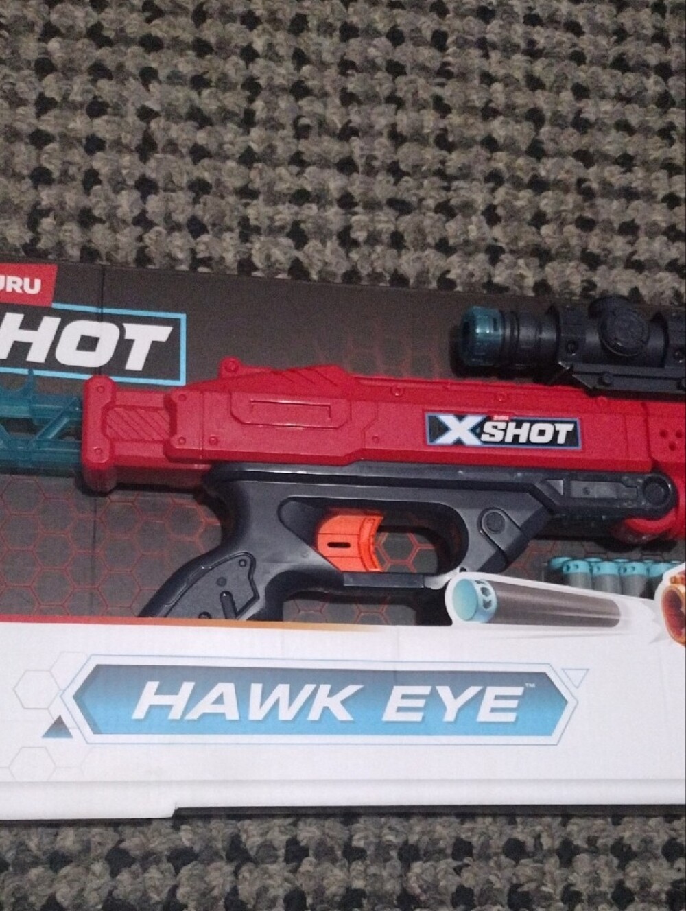 ZURU X-Shot Hawk Eye Kids Toy Blaster - Red and Teal - Picture 3 of 13